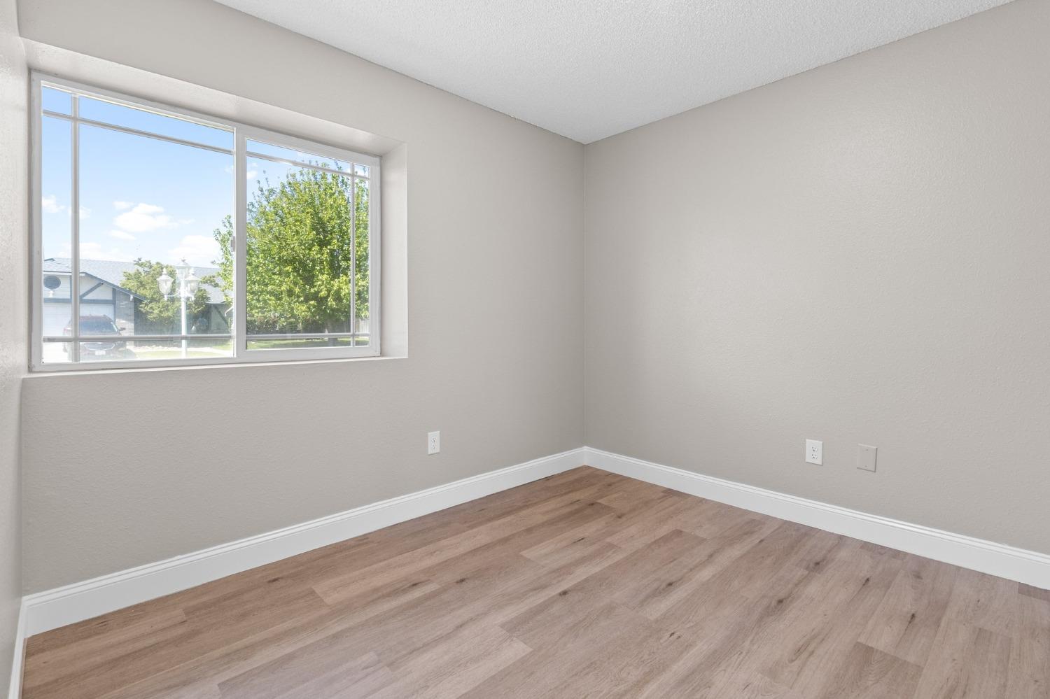 Detail Gallery Image 21 of 27 For 3130 Mckinley Pl, Turlock,  CA 95382 - 3 Beds | 2 Baths