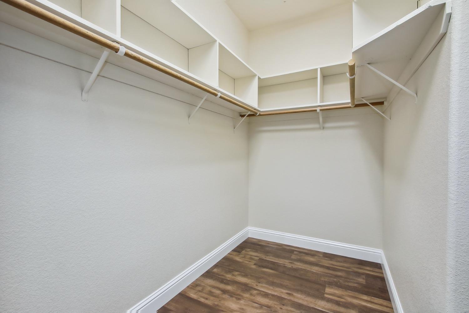 Detail Gallery Image 35 of 46 For 8727 Cooperston Way, Elk Grove,  CA 95624 - 4 Beds | 2/1 Baths