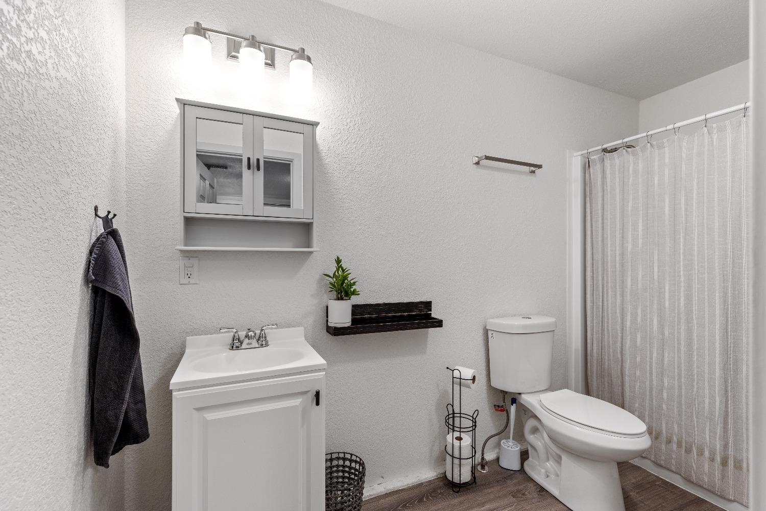 Detail Gallery Image 44 of 75 For 20210 Rim Rock Ct, Foresthill,  CA 95631 - 3 Beds | 2/1 Baths