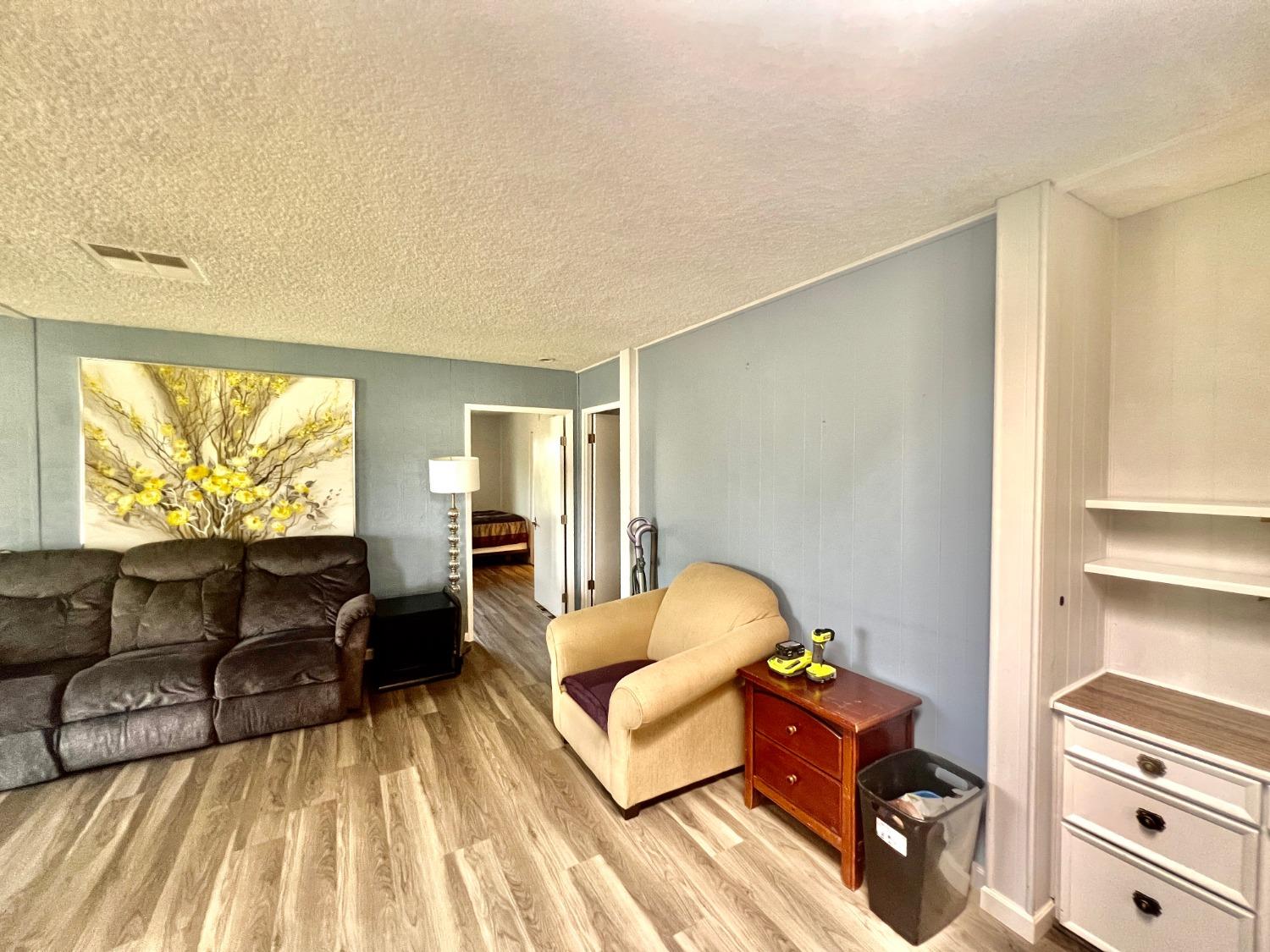 Detail Gallery Image 14 of 22 For 6745 Alden Ln, Citrus Heights,  CA 95621 - 2 Beds | 2 Baths