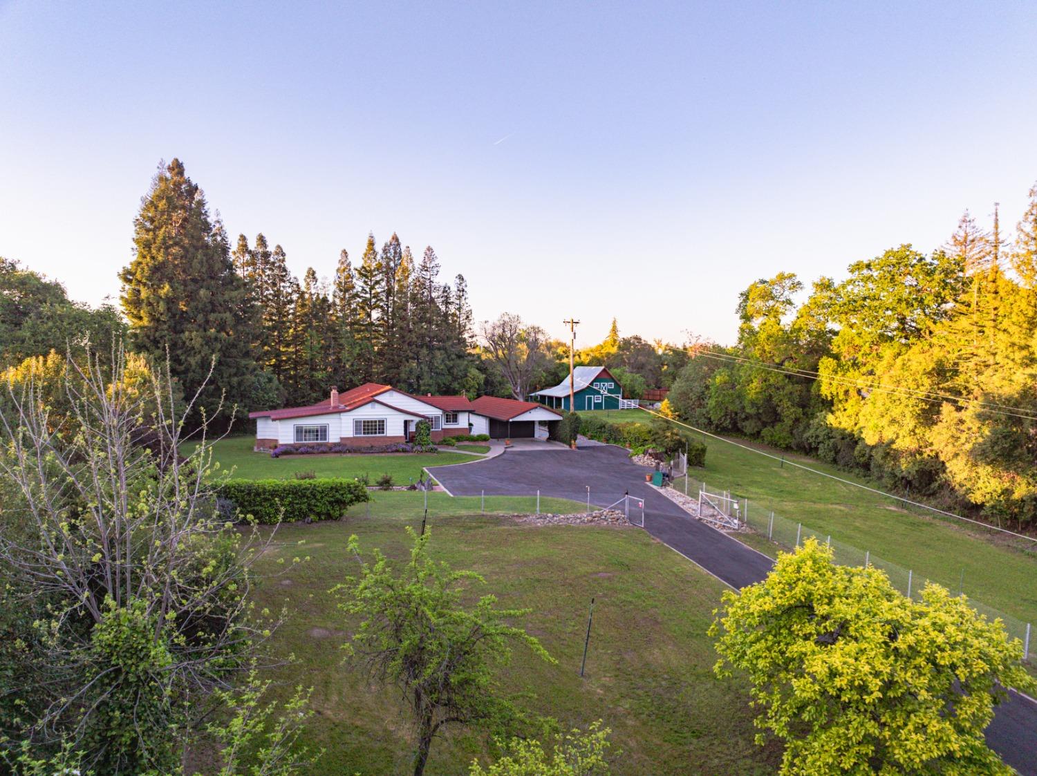Fair Oaks Boulevard, Fair Oaks, CA, 95628-6908