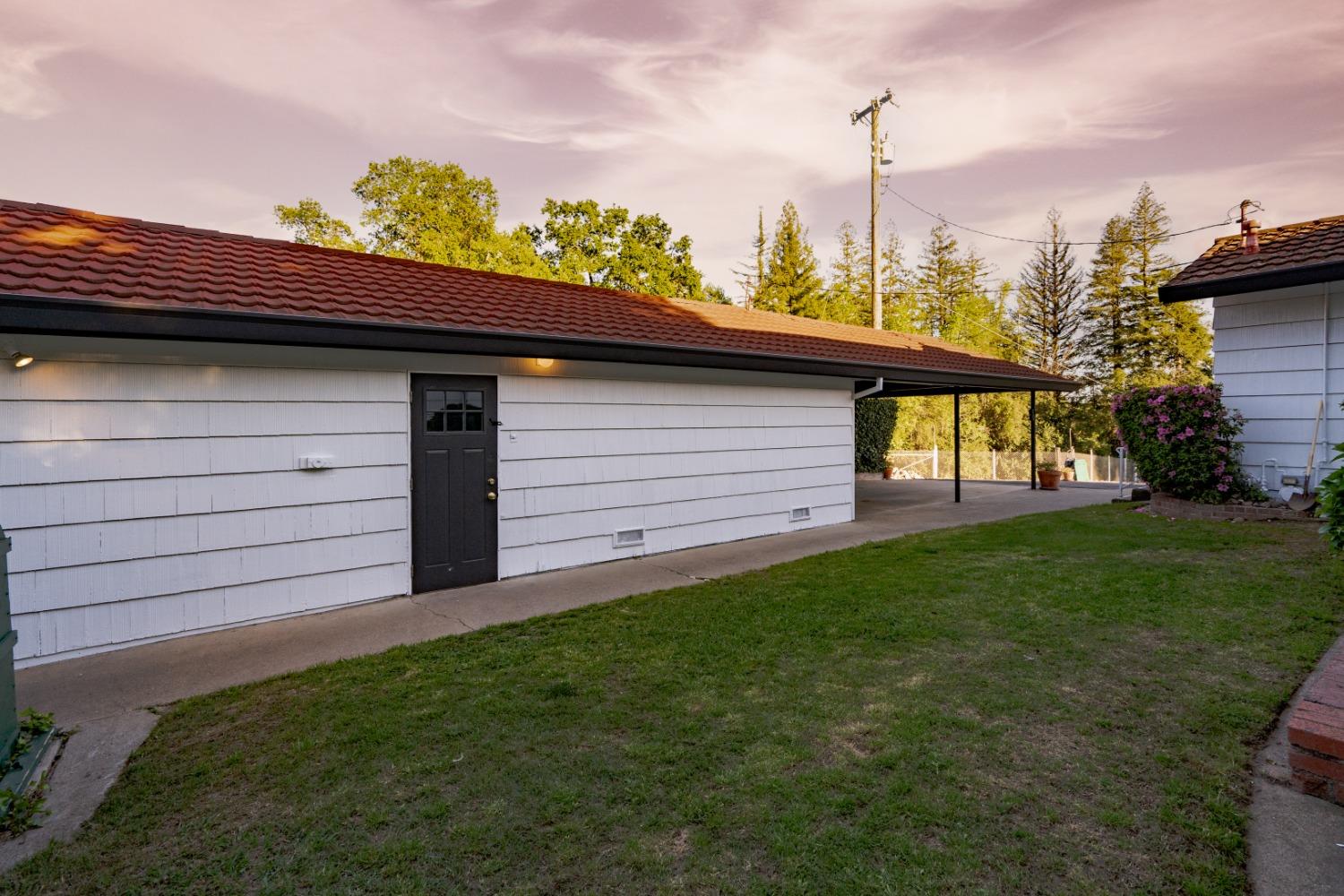 Fair Oaks Boulevard, Fair Oaks, CA, 95628-6908
