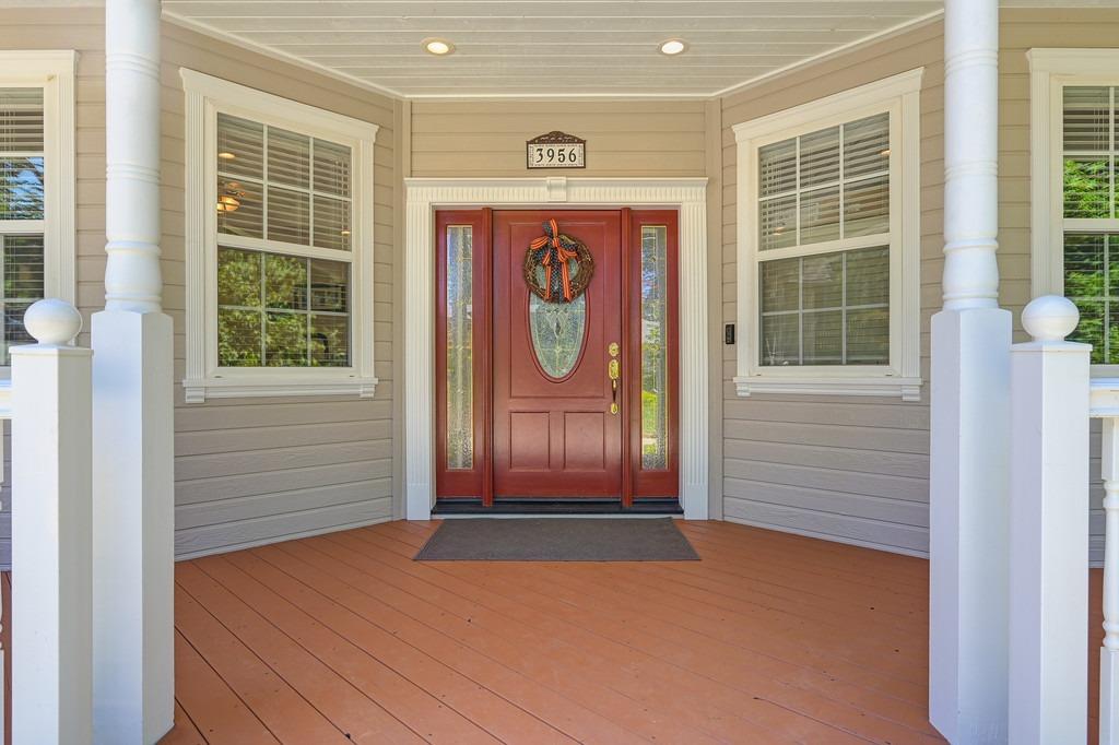Detail Gallery Image 14 of 94 For 3956 Bellwood Dr, Camino,  CA 95709 - 3 Beds | 2/1 Baths
