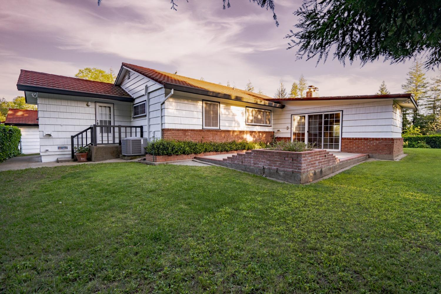 Fair Oaks Boulevard, Fair Oaks, CA, 95628-6908