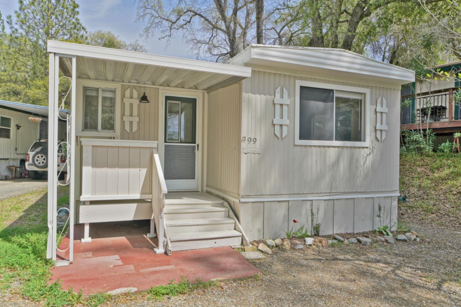 Photo of 1525 Cold Springs Rd #11 in Placerville, CA