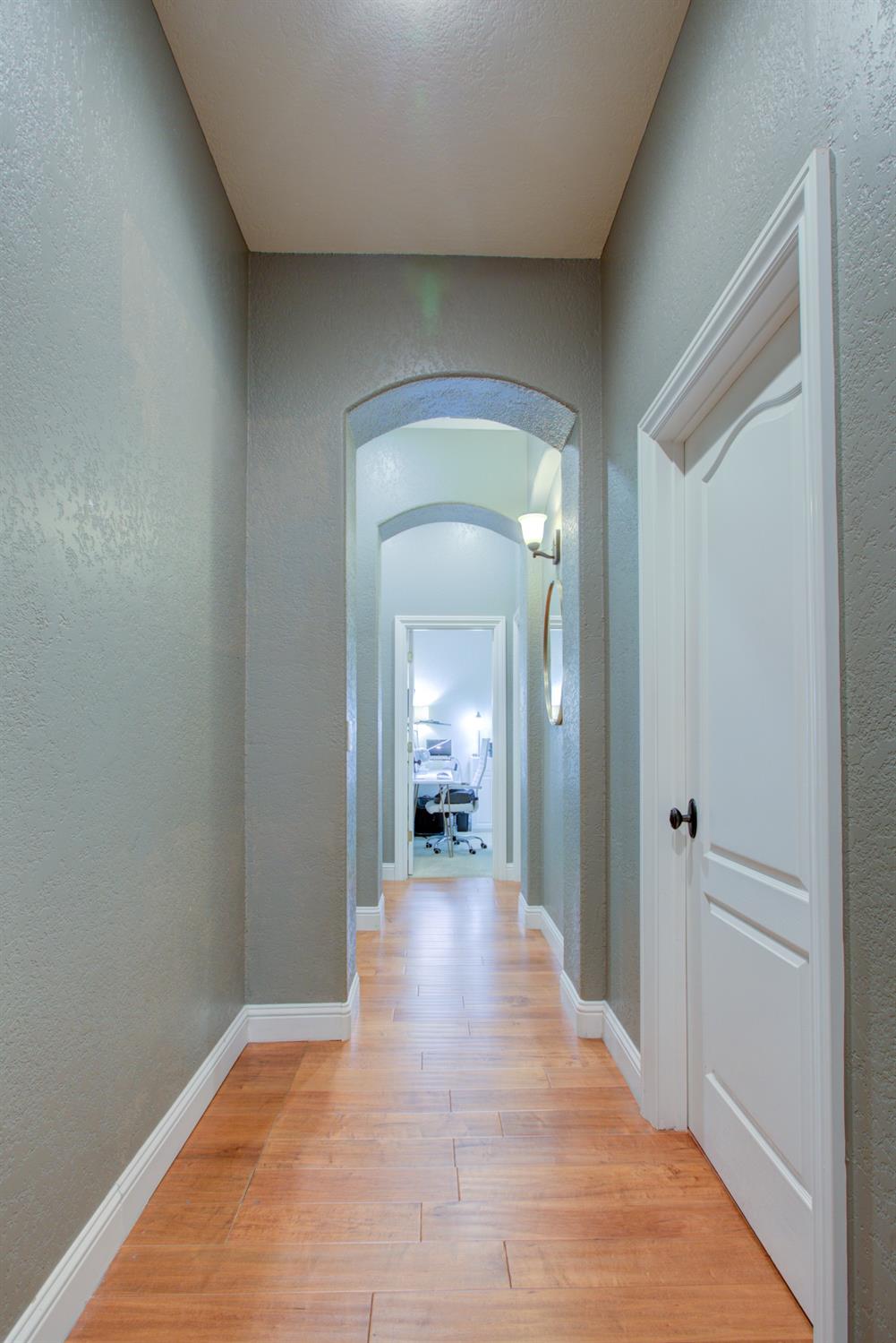 Detail Gallery Image 22 of 80 For 2020 Kendall Ave, Modesto,  CA 95355 - 5 Beds | 4/1 Baths