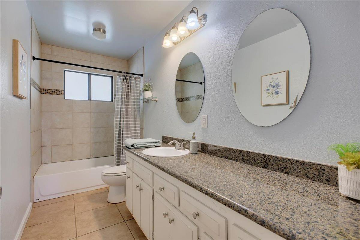 Detail Gallery Image 10 of 19 For 3212 Mayer Way, Carmichael,  CA 95608 - 4 Beds | 2 Baths