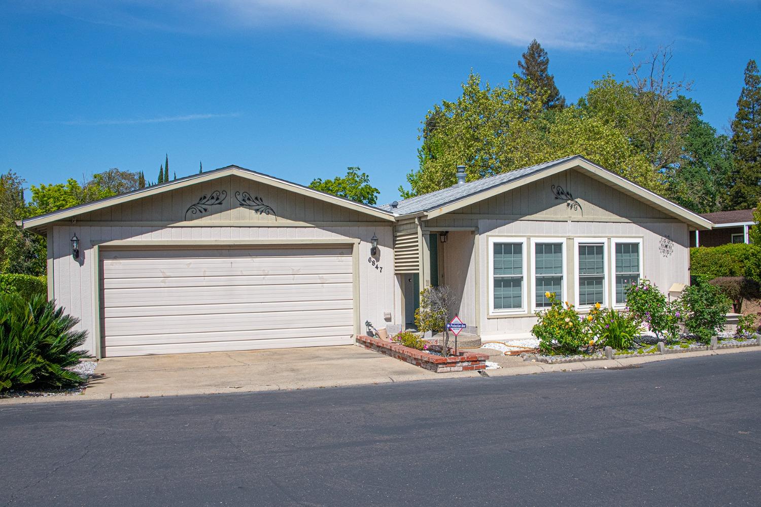 Photo of 6847 Tandy Ln in Citrus Heights, CA