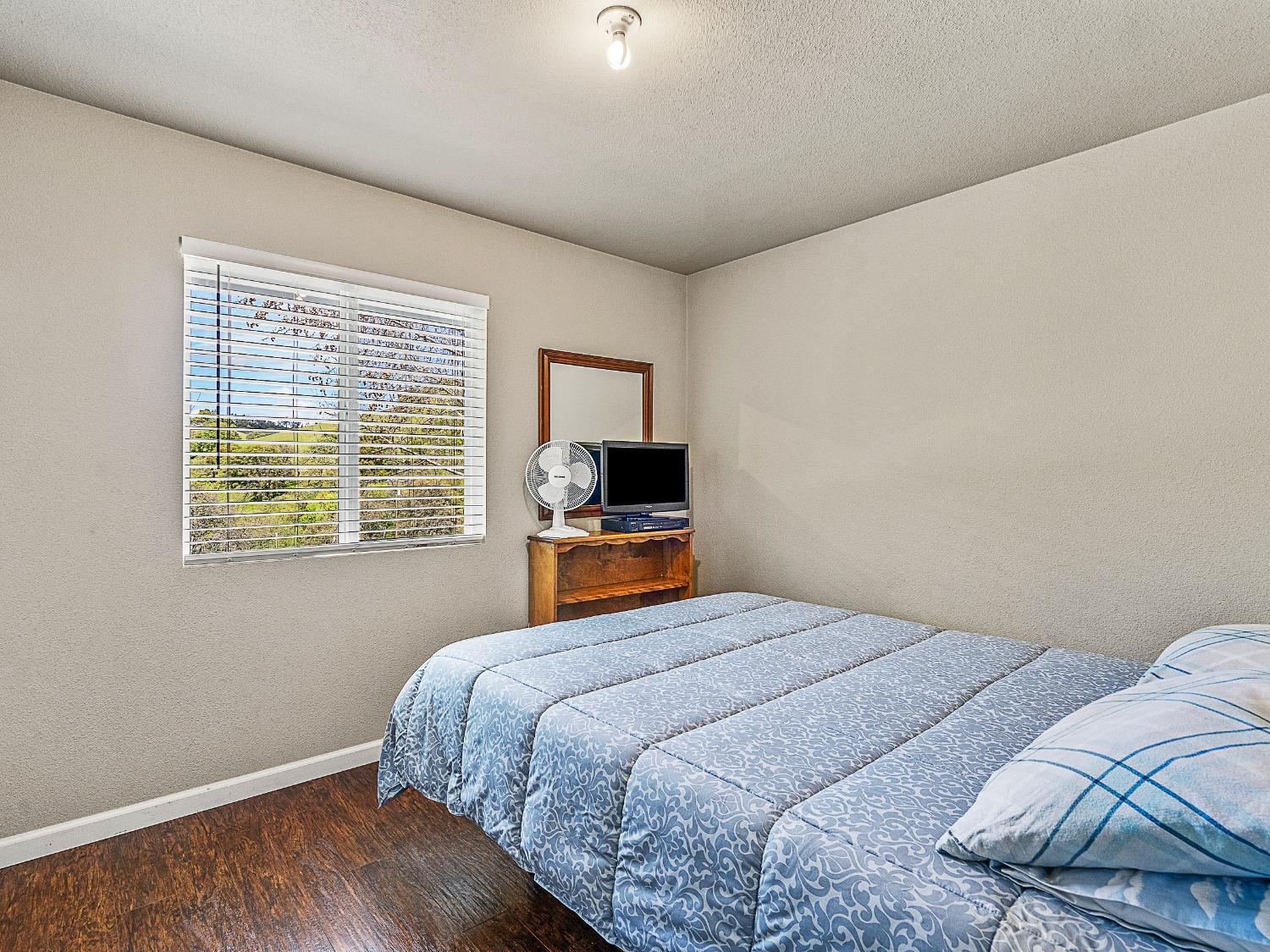 Detail Gallery Image 36 of 40 For 3321 Magic Morgan Trl, Cool,  CA 95614 - 3 Beds | 2/1 Baths