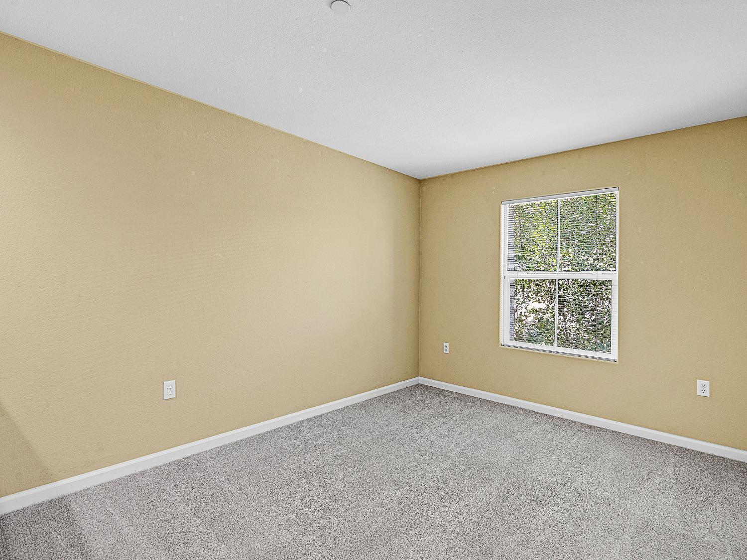 Detail Gallery Image 39 of 45 For 203 Picasso Way, Folsom,  CA 95630 - 2 Beds | 2/1 Baths
