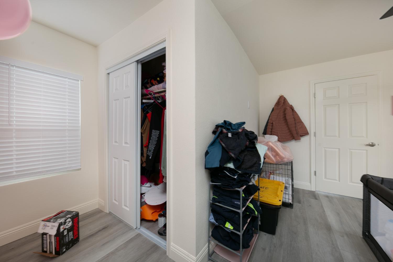 Detail Gallery Image 12 of 46 For 535 E 9th St, Stockton,  CA 95206 - – Beds | – Baths
