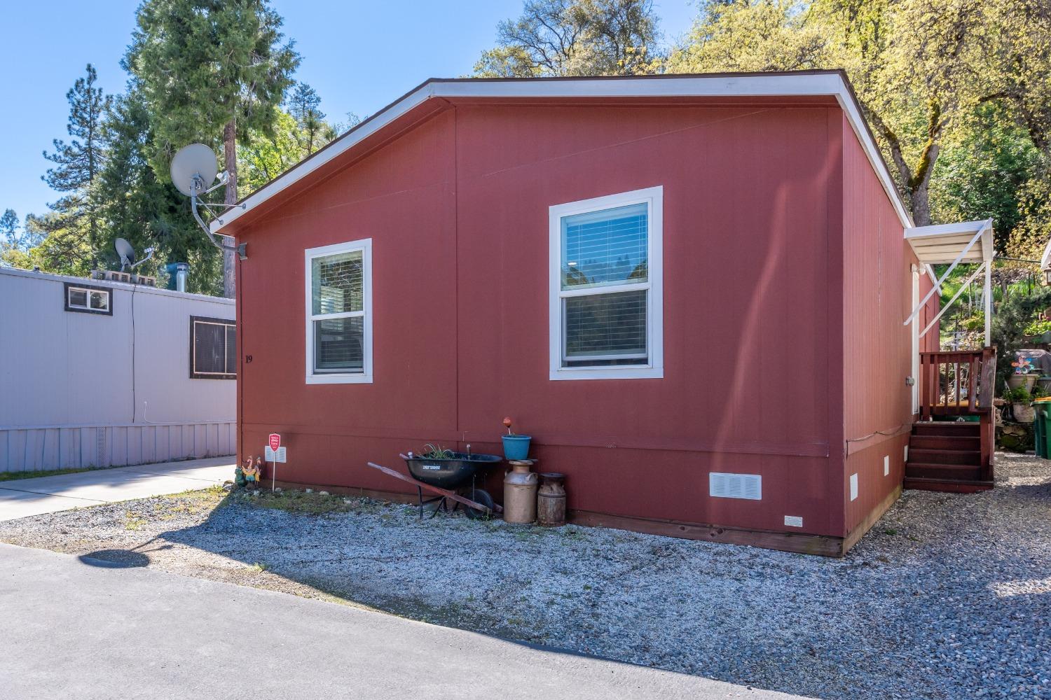 Detail Gallery Image 3 of 23 For 3020 Newtown Rd 19, Placerville,  CA 95667 - 3 Beds | 2 Baths