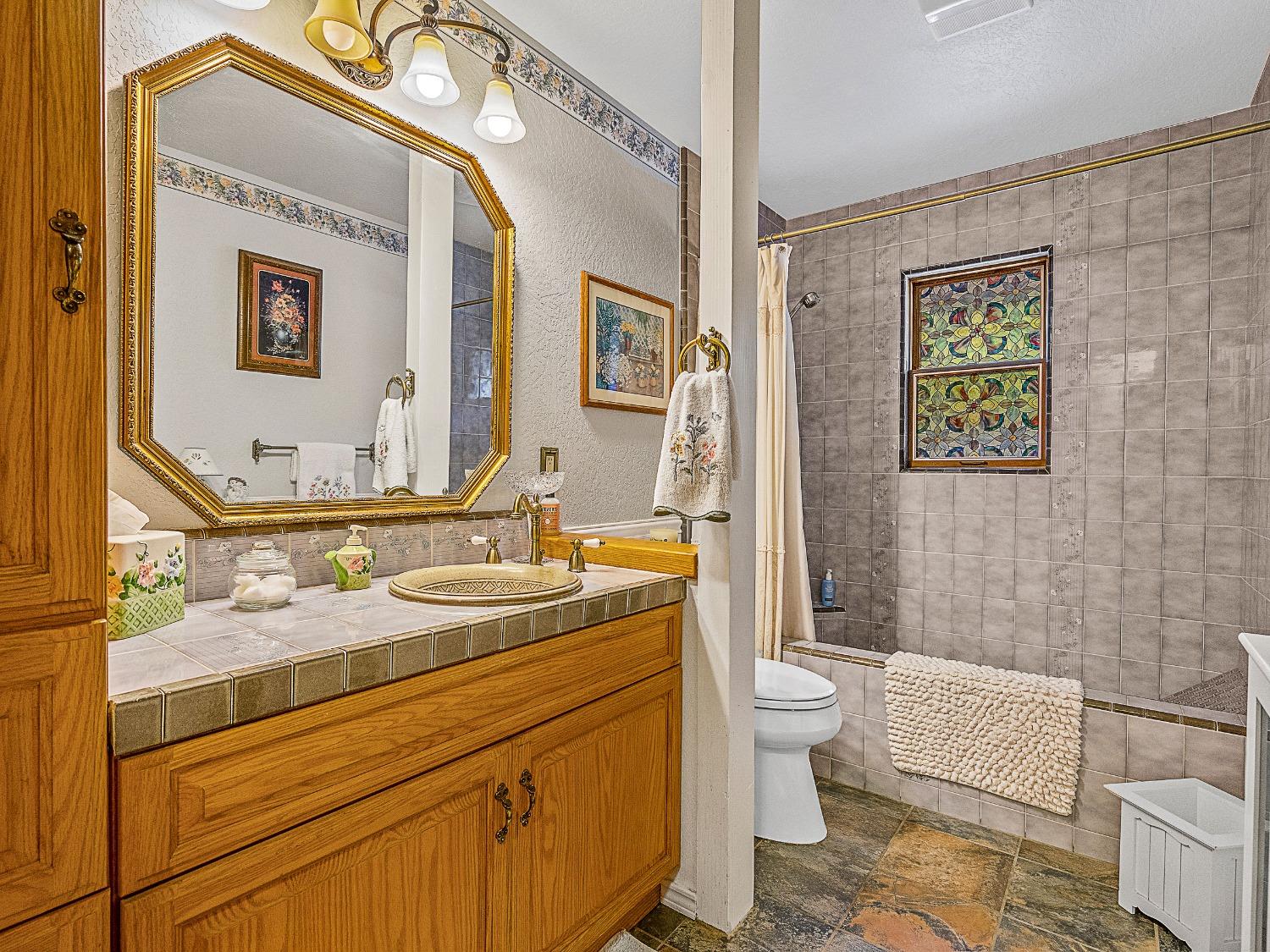 Detail Gallery Image 14 of 40 For 3321 Magic Morgan Trl, Cool,  CA 95614 - 3 Beds | 2/1 Baths