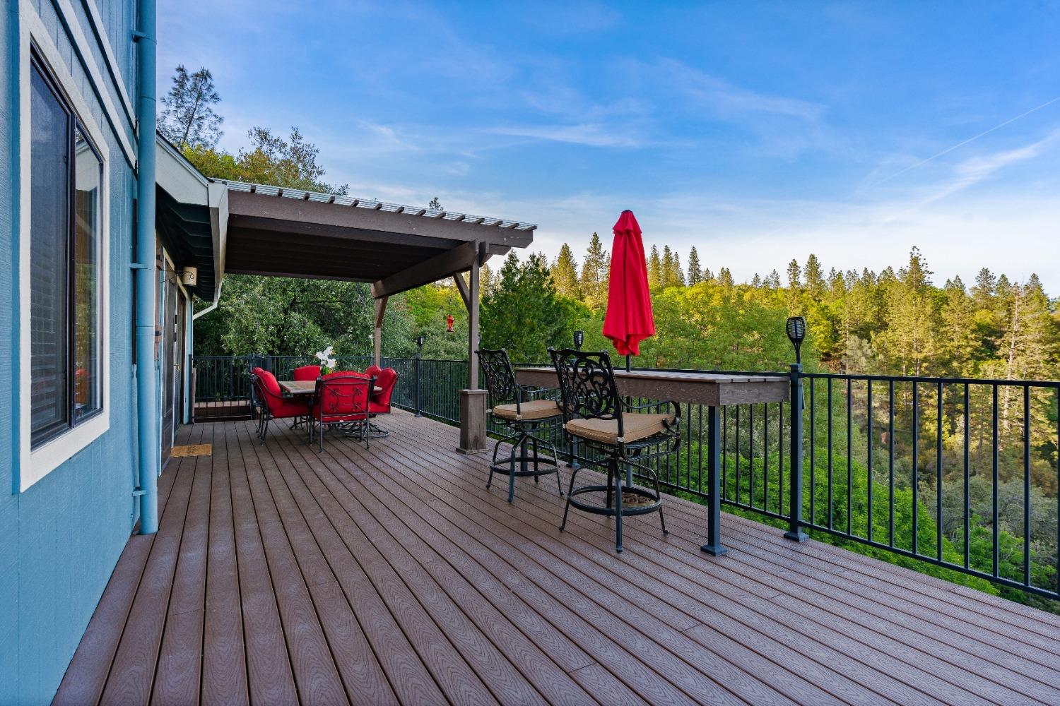 Detail Gallery Image 7 of 51 For 16643 Aileen Way, Grass Valley,  CA 95949 - 3 Beds | 2 Baths