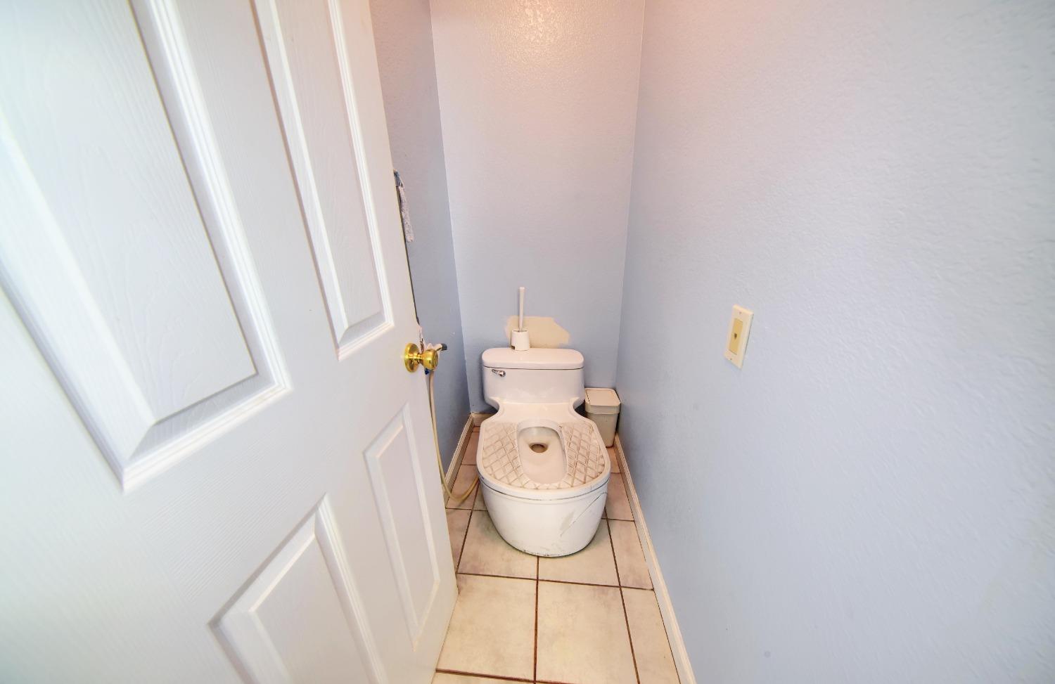 Detail Gallery Image 66 of 92 For 3277 Konig Ct, Stockton,  CA 95206 - 5 Beds | 2/1 Baths