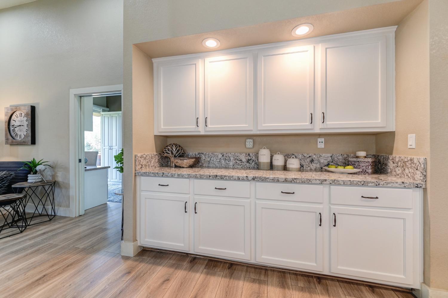 Detail Gallery Image 22 of 43 For 2613 Swindon Ct, Rocklin,  CA 95765 - 2 Beds | 2 Baths