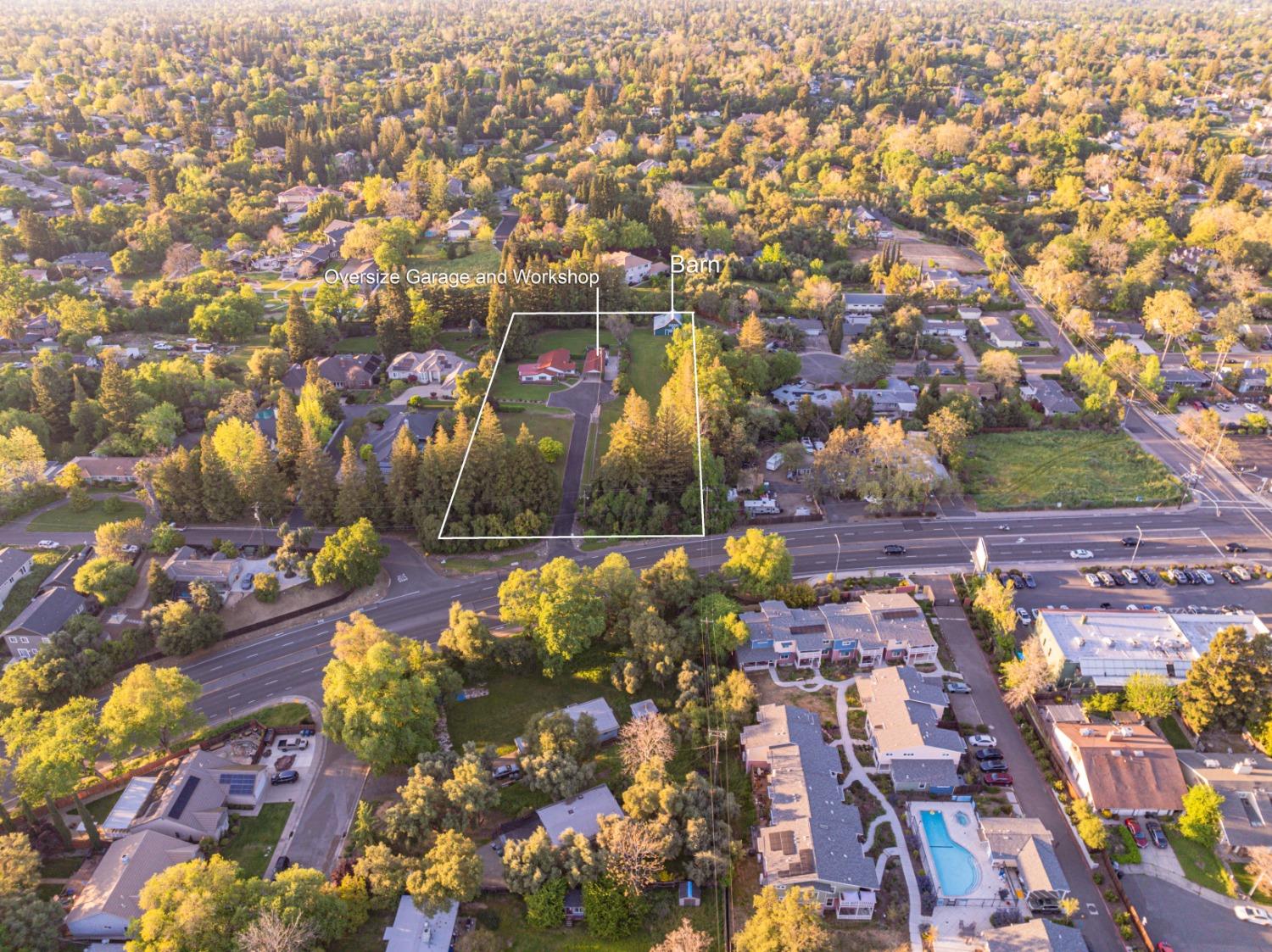 Fair Oaks Boulevard, Fair Oaks, CA, 95628-6908