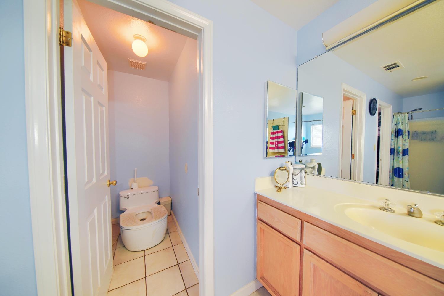 Detail Gallery Image 65 of 92 For 3277 Konig Ct, Stockton,  CA 95206 - 5 Beds | 2/1 Baths