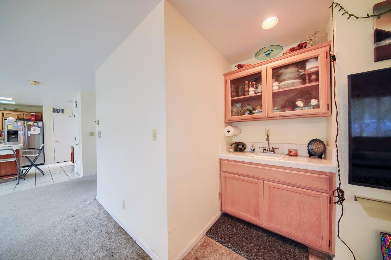 Detail Gallery Image 44 of 92 For 3277 Konig Ct, Stockton,  CA 95206 - 5 Beds | 2/1 Baths