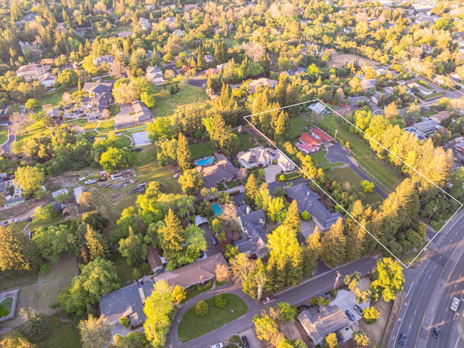 Fair Oaks Boulevard, Fair Oaks, CA, 95628-6908