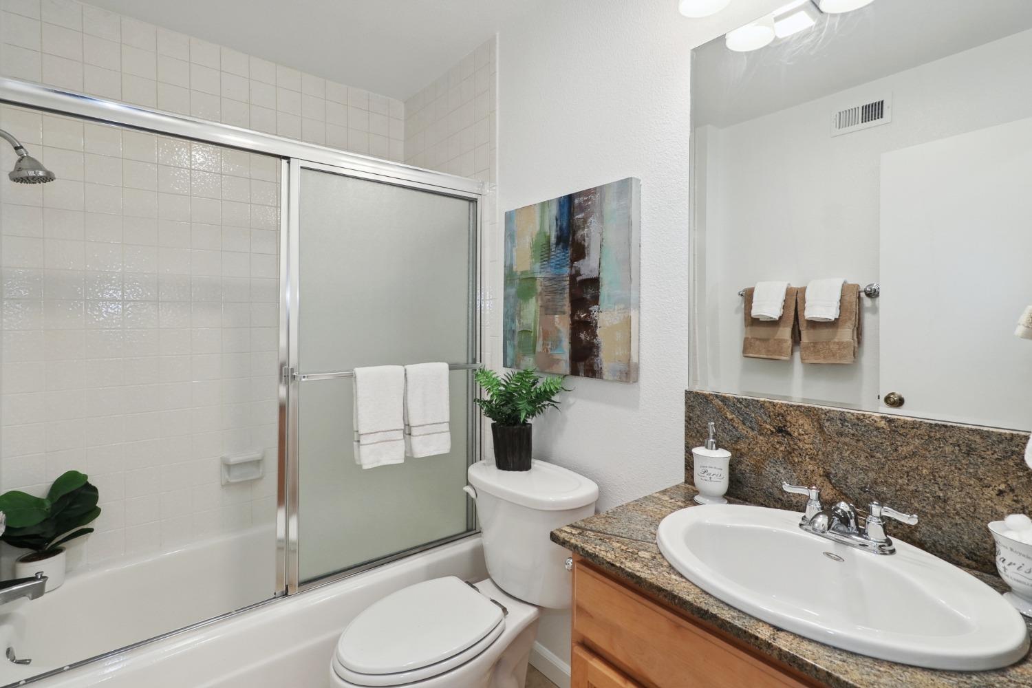 Detail Gallery Image 29 of 43 For 606 Hartnell Pl, Sacramento,  CA 95825 - 3 Beds | 2/1 Baths