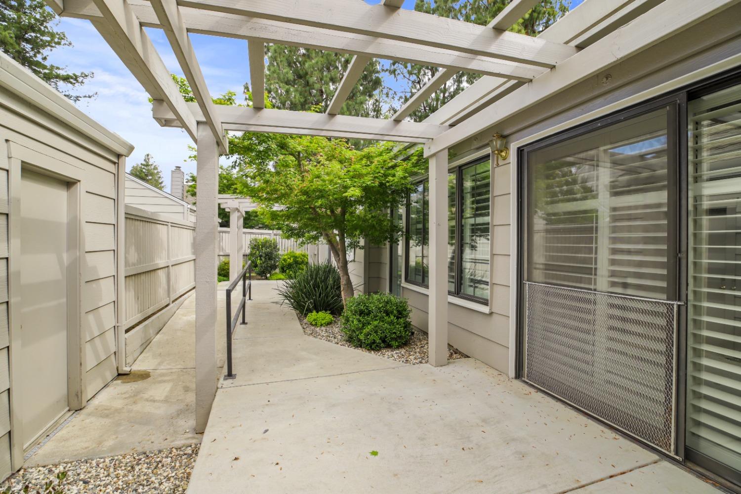Detail Gallery Image 45 of 68 For 2740 Sherwood Ave a,  Modesto,  CA 95350 - 2 Beds | 2 Baths