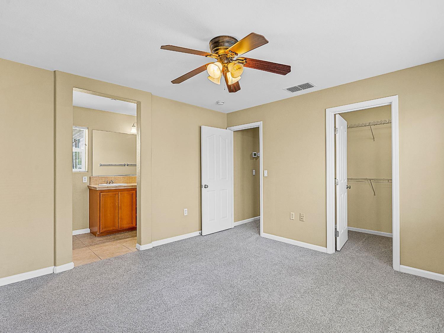Detail Gallery Image 30 of 45 For 203 Picasso Way, Folsom,  CA 95630 - 2 Beds | 2/1 Baths