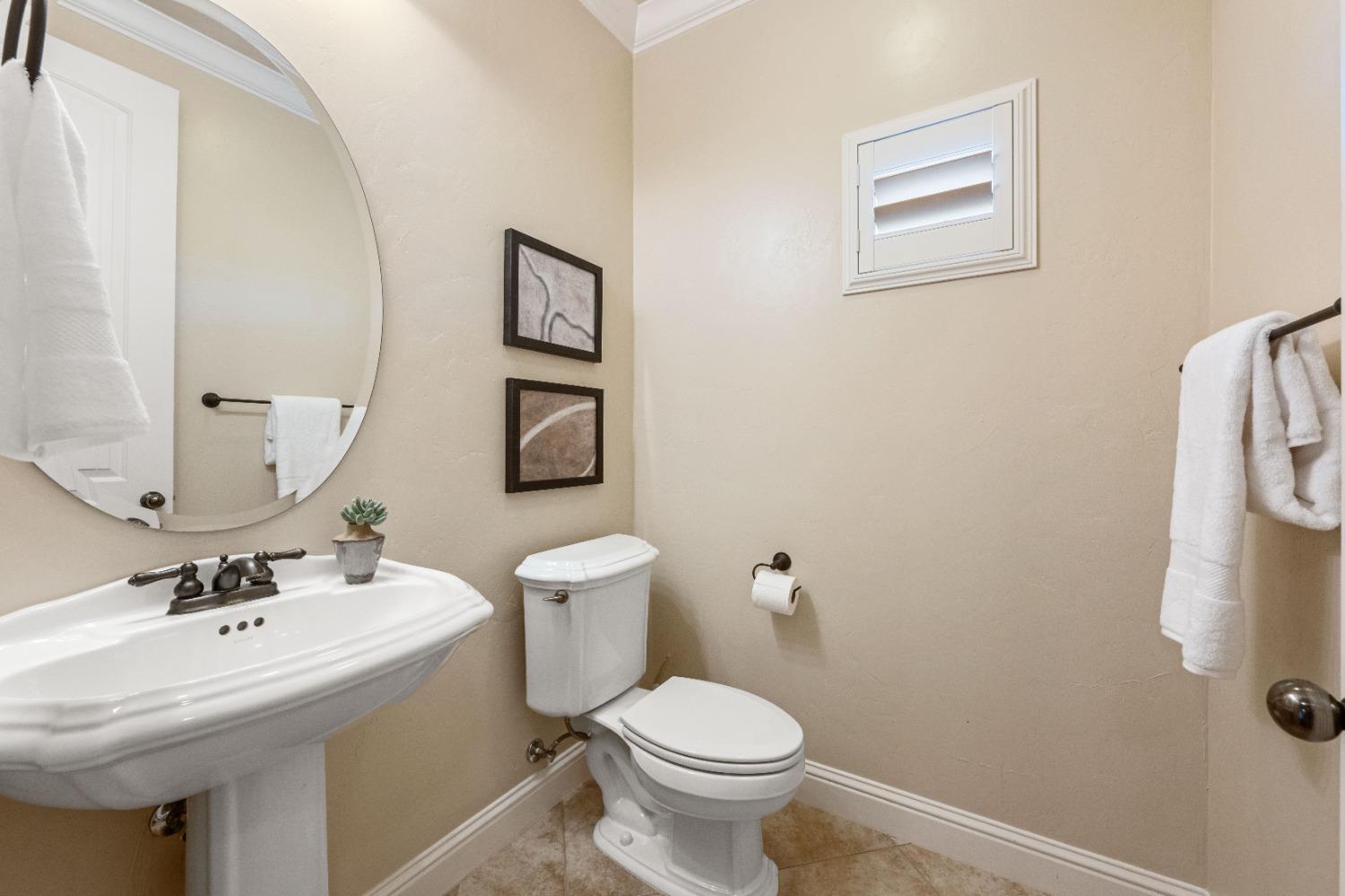Detail Gallery Image 28 of 67 For 4730 Waterstone Dr, Roseville,  CA 95747 - 5 Beds | 4/2 Baths