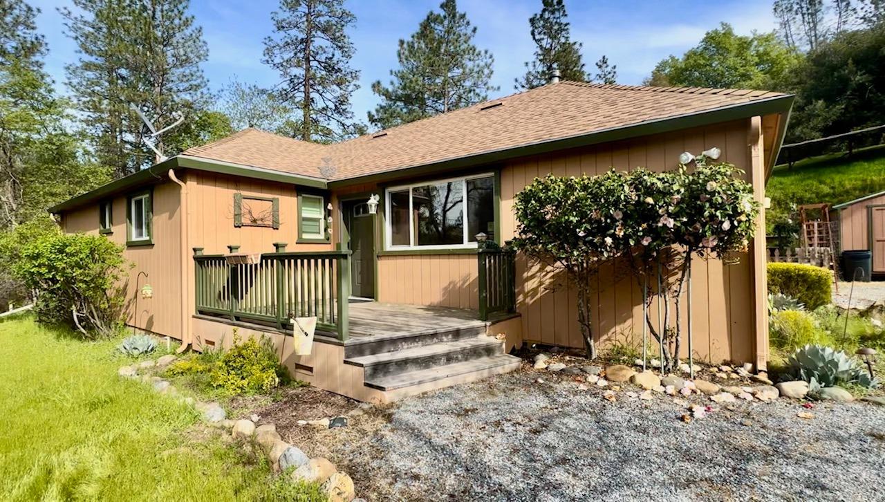 Photo of 4420 Sand Ridge Rd in Placerville, CA