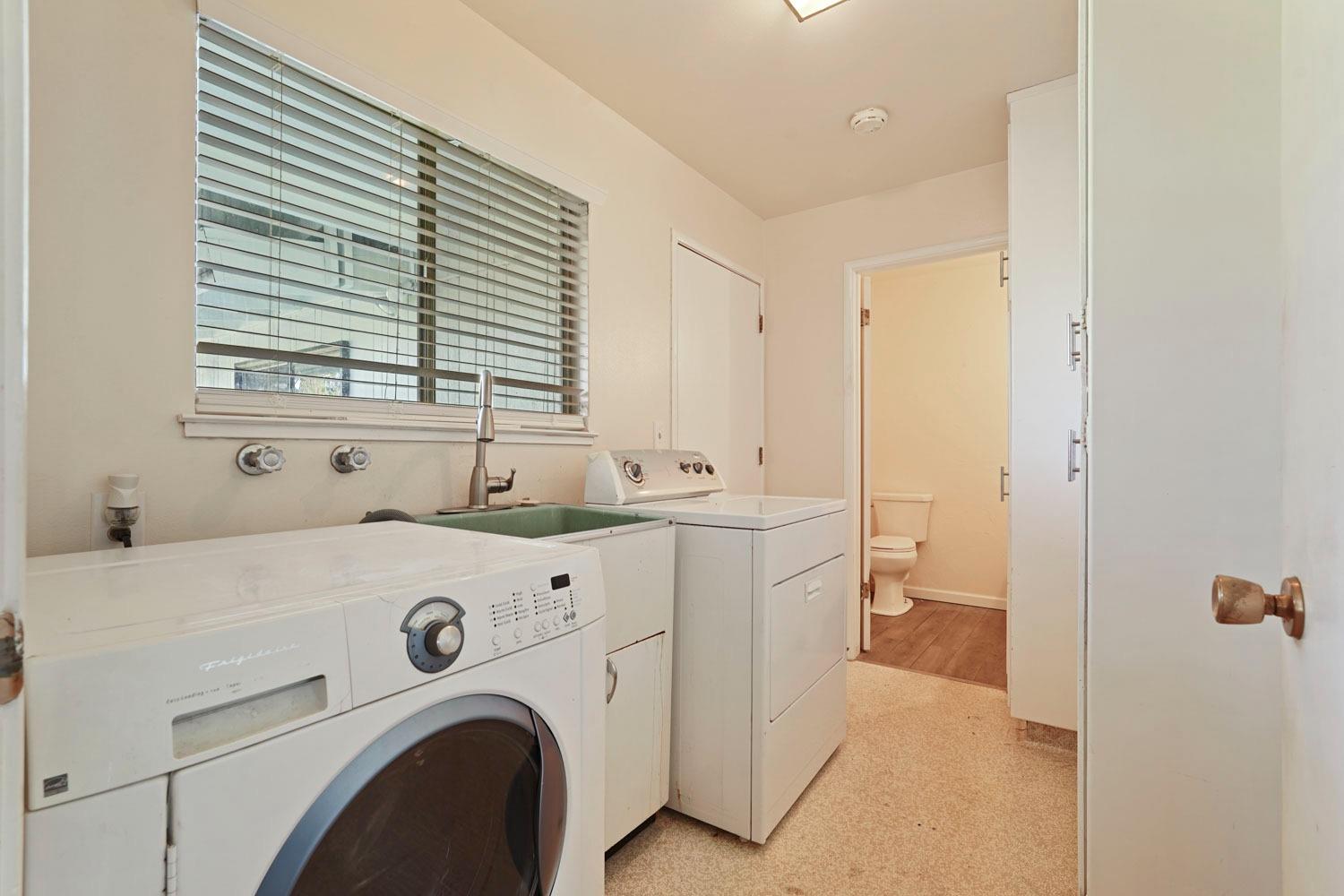 Detail Gallery Image 26 of 49 For 9812 Broadridge Way, Stockton,  CA 95209 - 3 Beds | 2/1 Baths