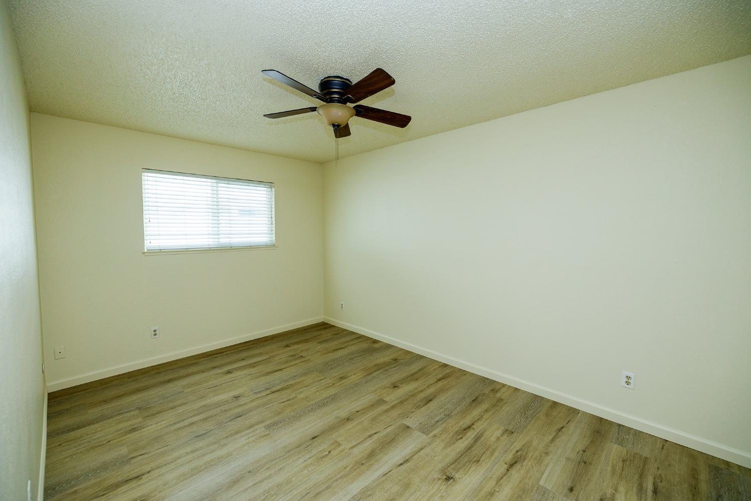 Detail Gallery Image 20 of 33 For 201 Woodrow Ave #19,  Modesto,  CA 95350 - 2 Beds | 1 Baths