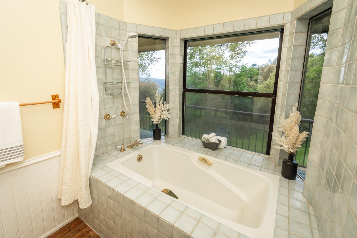 Detail Gallery Image 33 of 82 For 6260 Lofty View Rd, Placerville,  CA 95667 - 4 Beds | 2/1 Baths