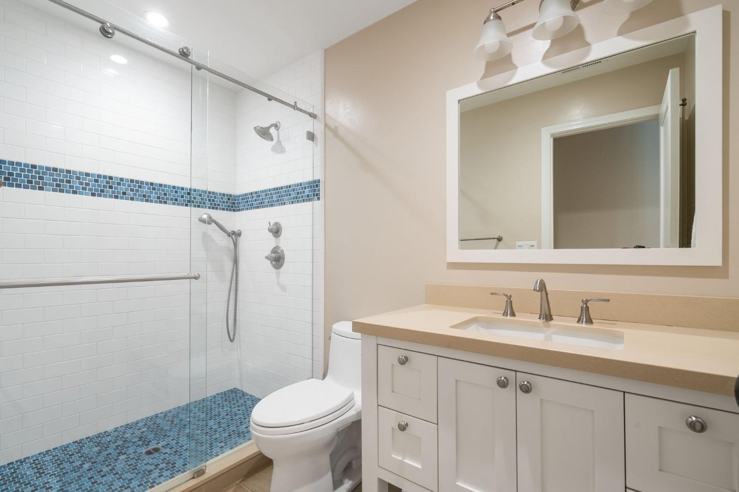 Detail Gallery Image 26 of 43 For 2232 Alameda Ave, Davis,  CA 95616 - 4 Beds | 2/1 Baths