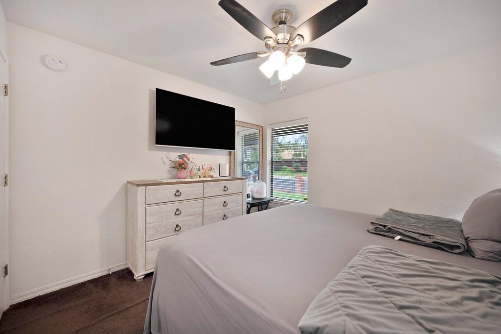Detail Gallery Image 49 of 97 For 919 Mount Vernon Pl, Manteca,  CA 95336 - 3 Beds | 2/1 Baths