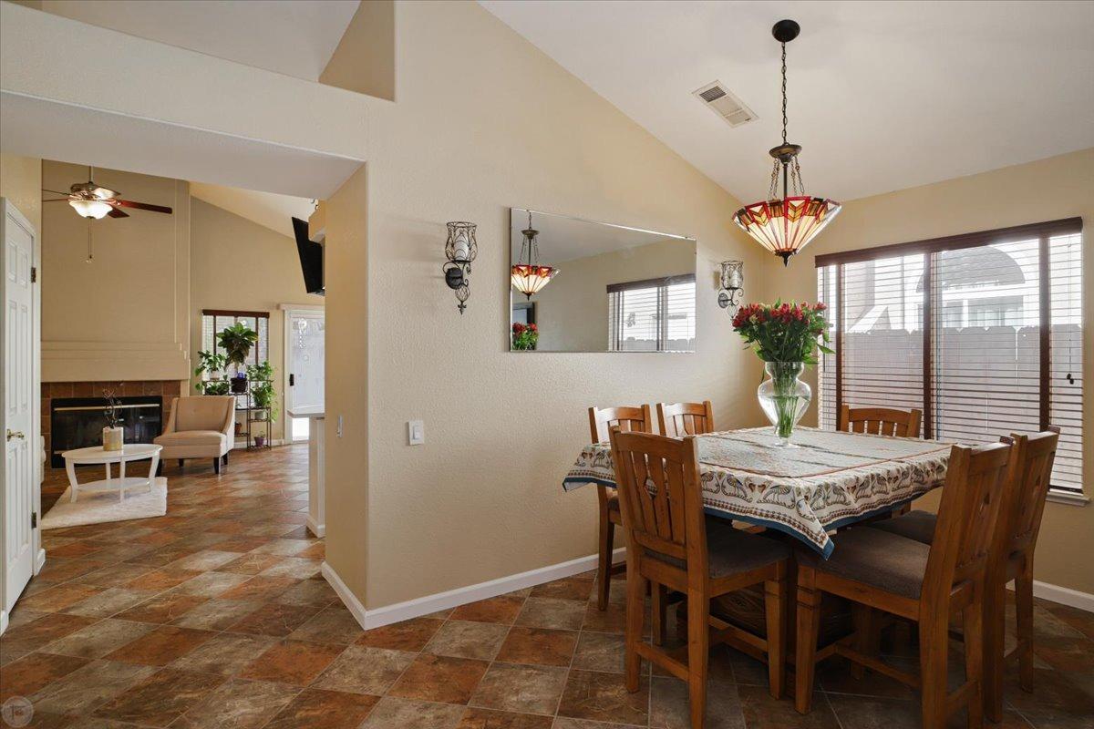 Detail Gallery Image 15 of 46 For 1812 Volendam Ave, Modesto,  CA 95356 - 3 Beds | 2 Baths
