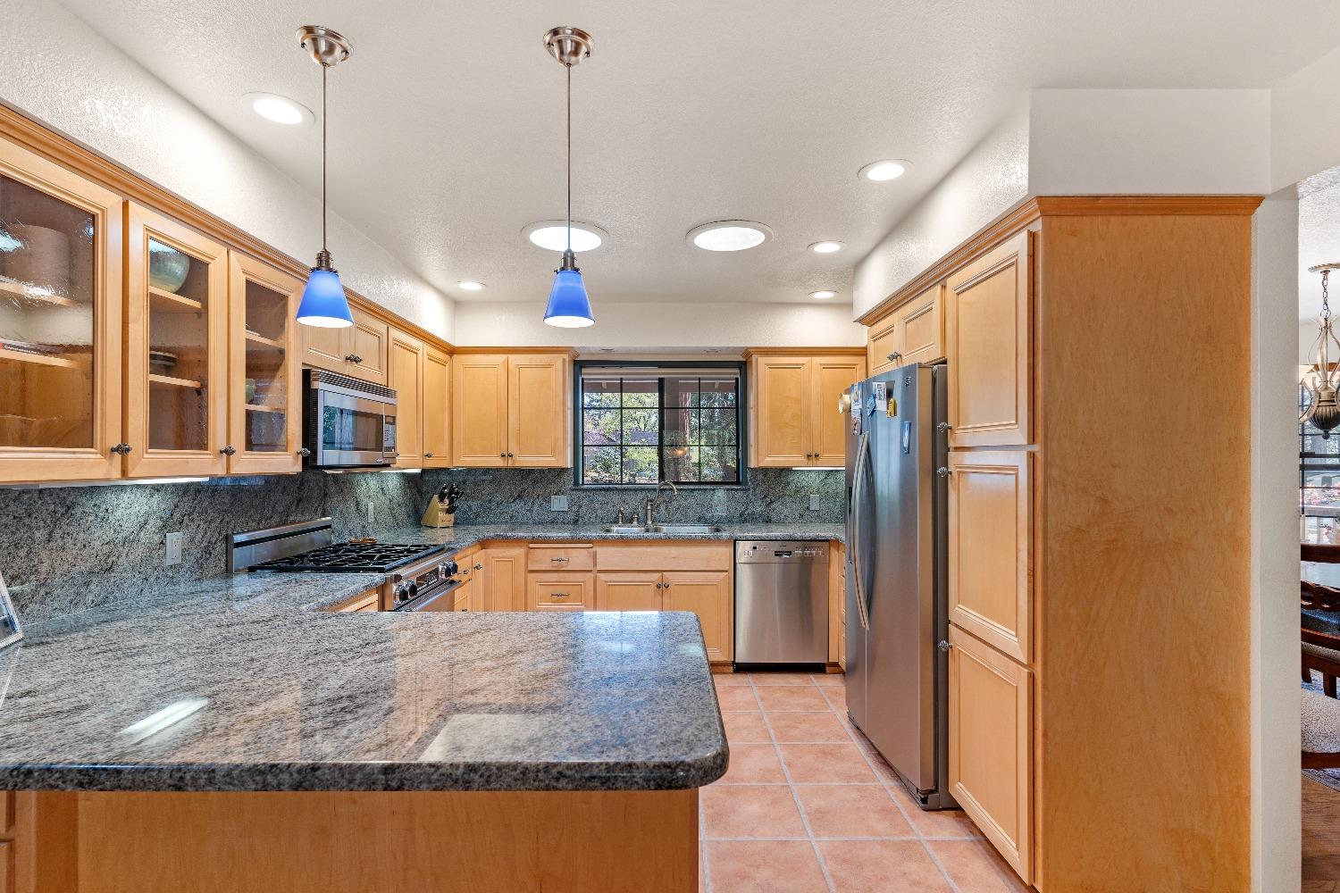 Detail Gallery Image 19 of 37 For 11552 Side Hill Cir, Nevada City,  CA 95959 - 3 Beds | 2/1 Baths