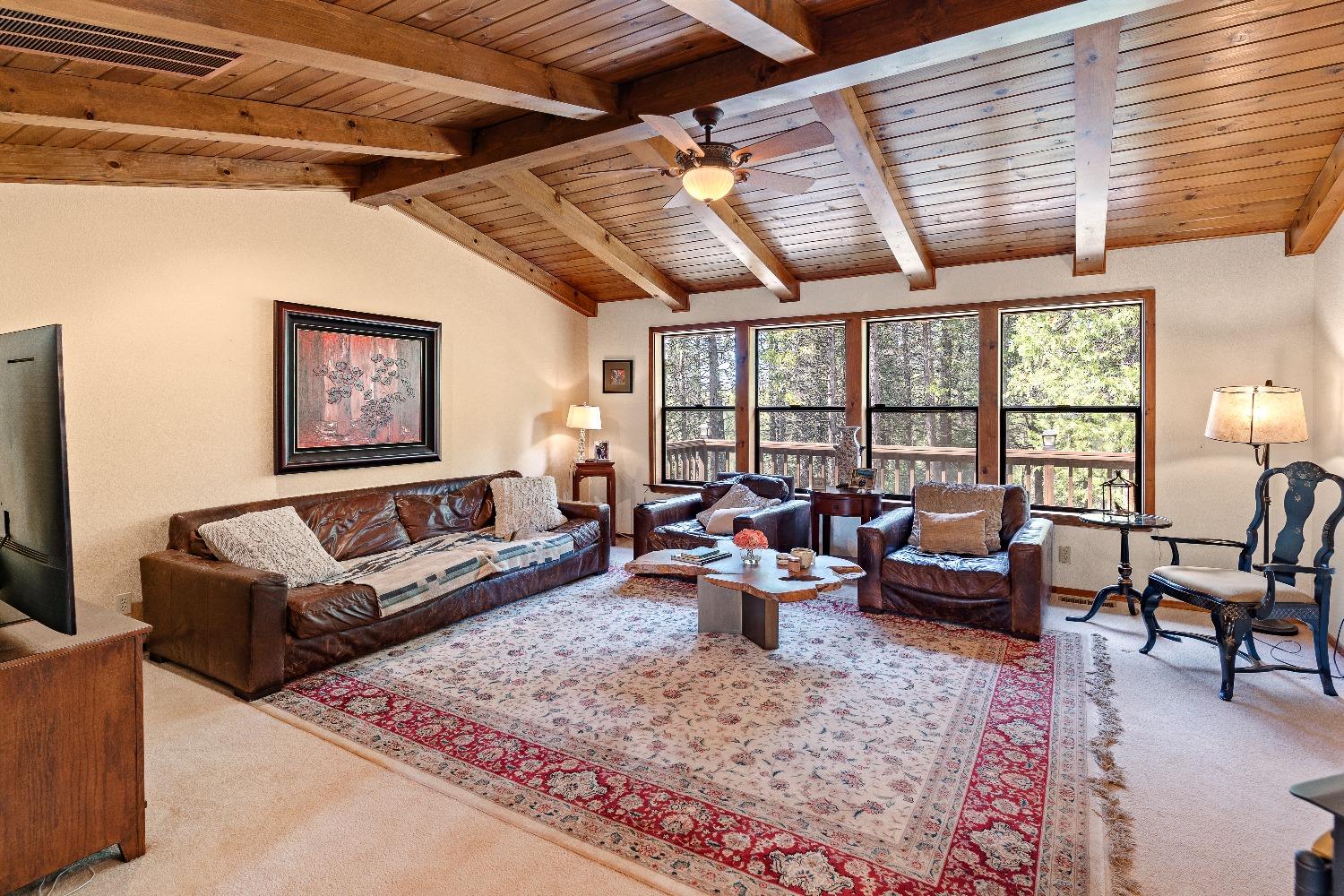 Detail Gallery Image 14 of 37 For 11552 Side Hill Cir, Nevada City,  CA 95959 - 3 Beds | 2/1 Baths