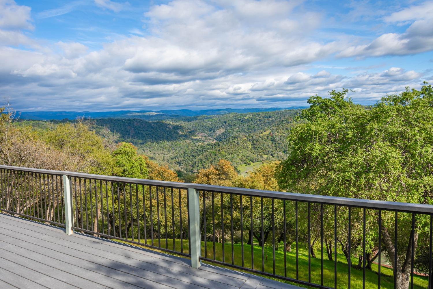 Detail Gallery Image 51 of 80 For 6260 Lofty View Rd, Placerville,  CA 95667 - 4 Beds | 2/1 Baths
