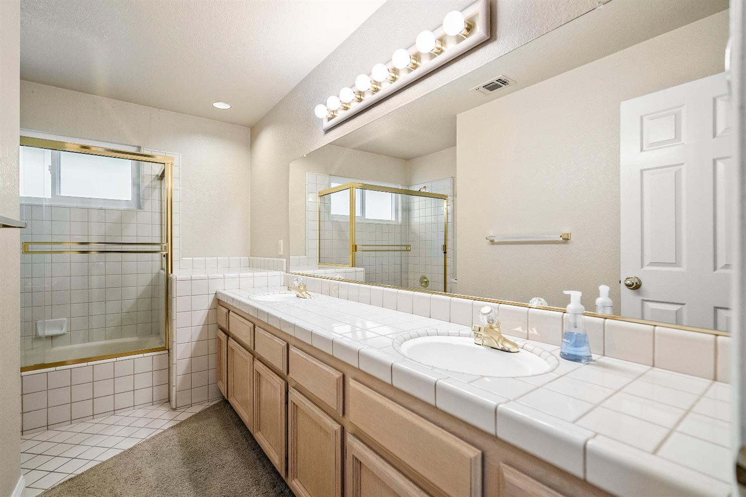 Detail Gallery Image 25 of 35 For 5813 Lincoln Ave, Rocklin,  CA 95677 - 4 Beds | 2 Baths