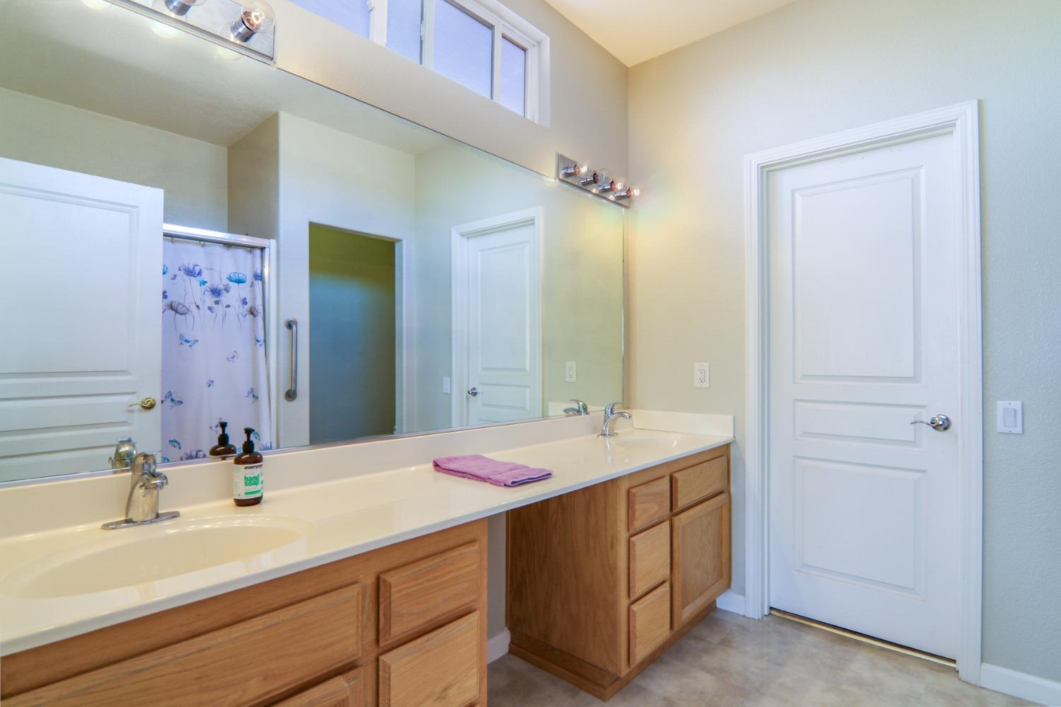 Detail Gallery Image 29 of 39 For 2930 Cricket Club Ct, Rocklin,  CA 95765 - 2 Beds | 2 Baths