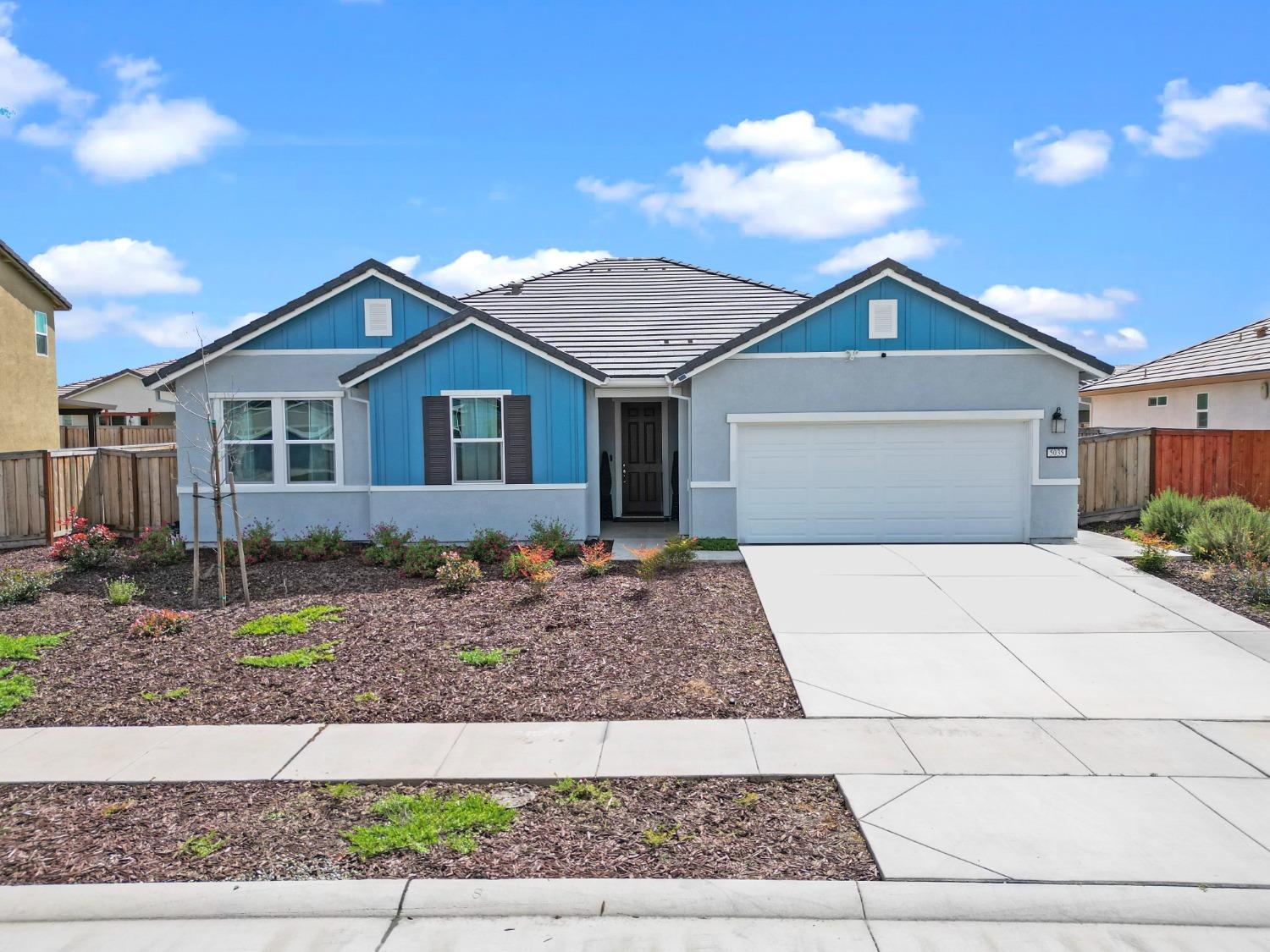 Photo of 5035 Wolfberry Wy in Roseville, CA