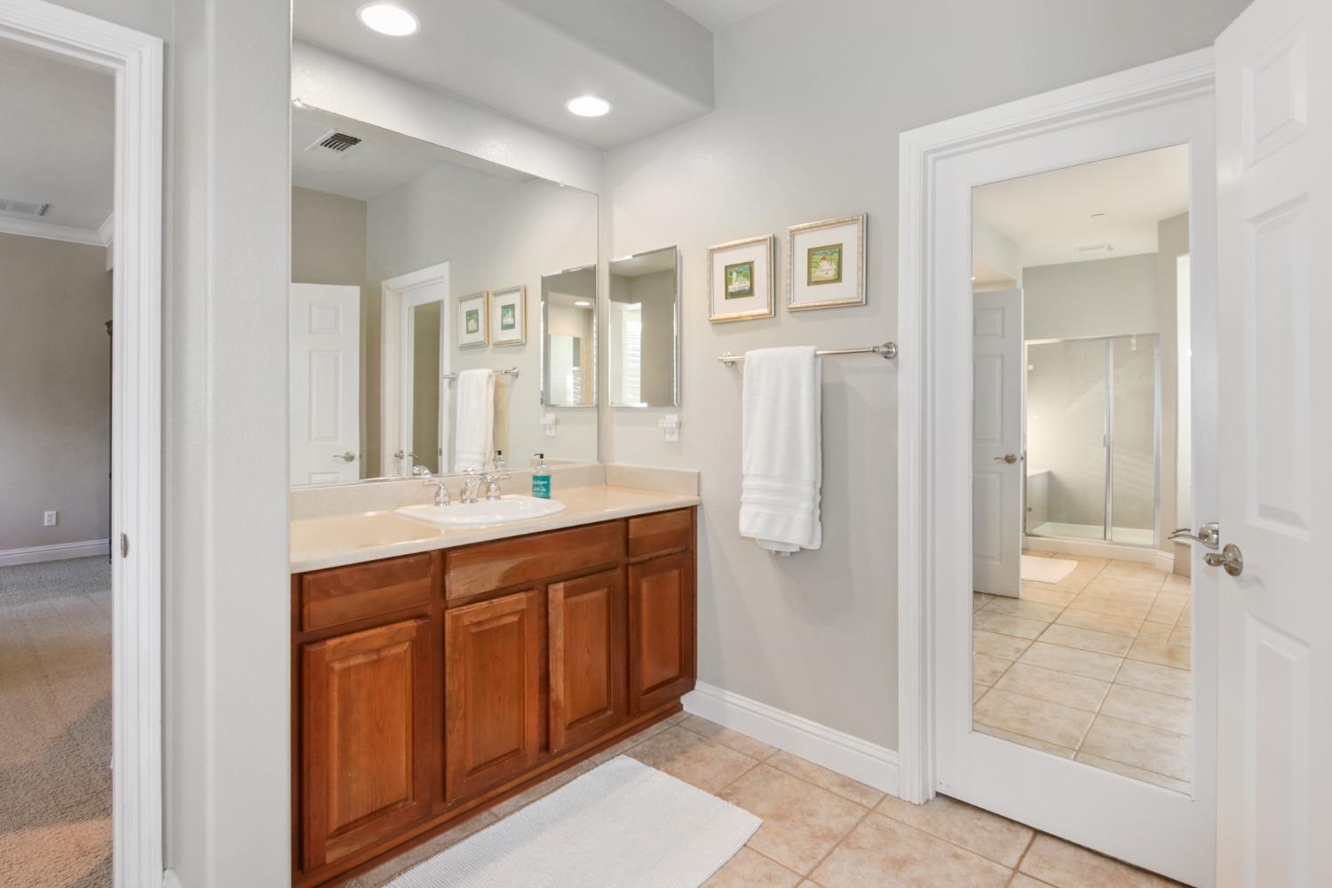 Detail Gallery Image 28 of 64 For 710 Mount Errigal Pl, Lincoln,  CA 95648 - 5 Beds | 4/1 Baths
