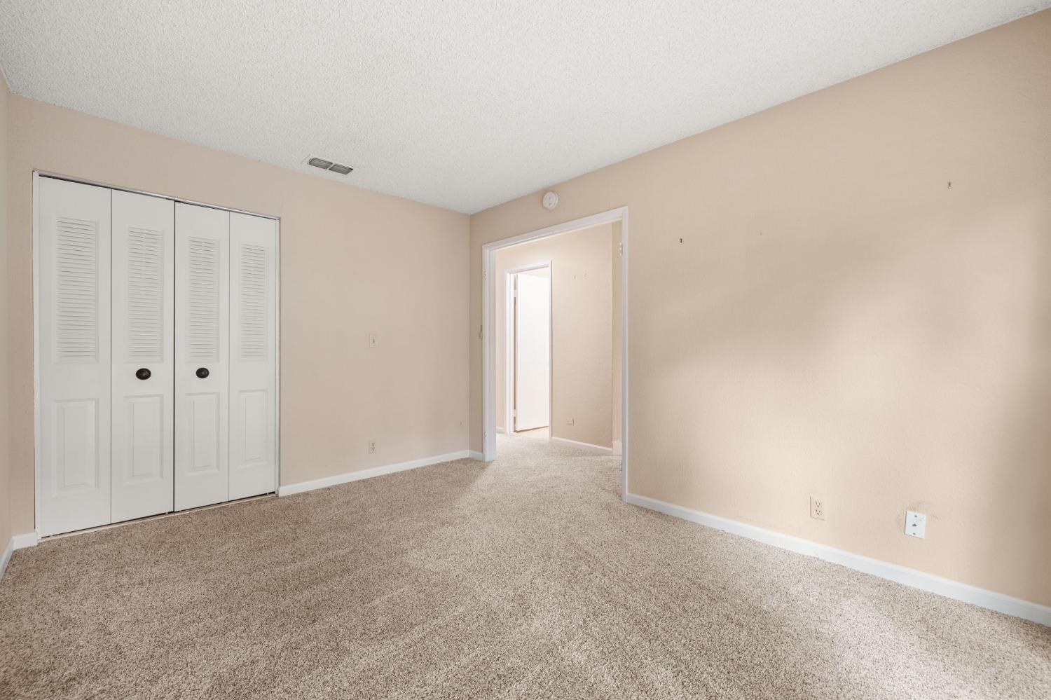 Detail Gallery Image 22 of 58 For 6926 Navarro Ct, Citrus Heights,  CA 95621 - 4 Beds | 2/1 Baths