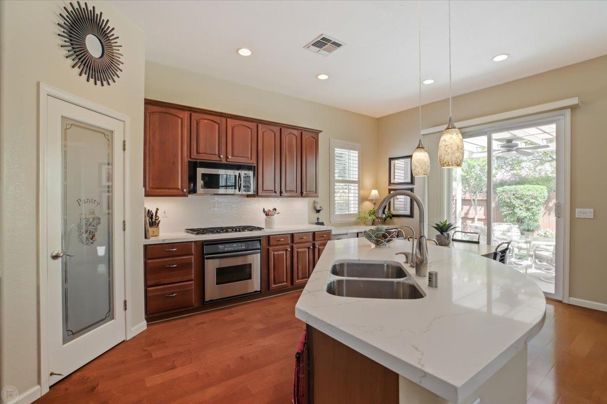 Detail Gallery Image 19 of 48 For 356 S Highland, Ripon,  CA 95366 - 4 Beds | 2 Baths