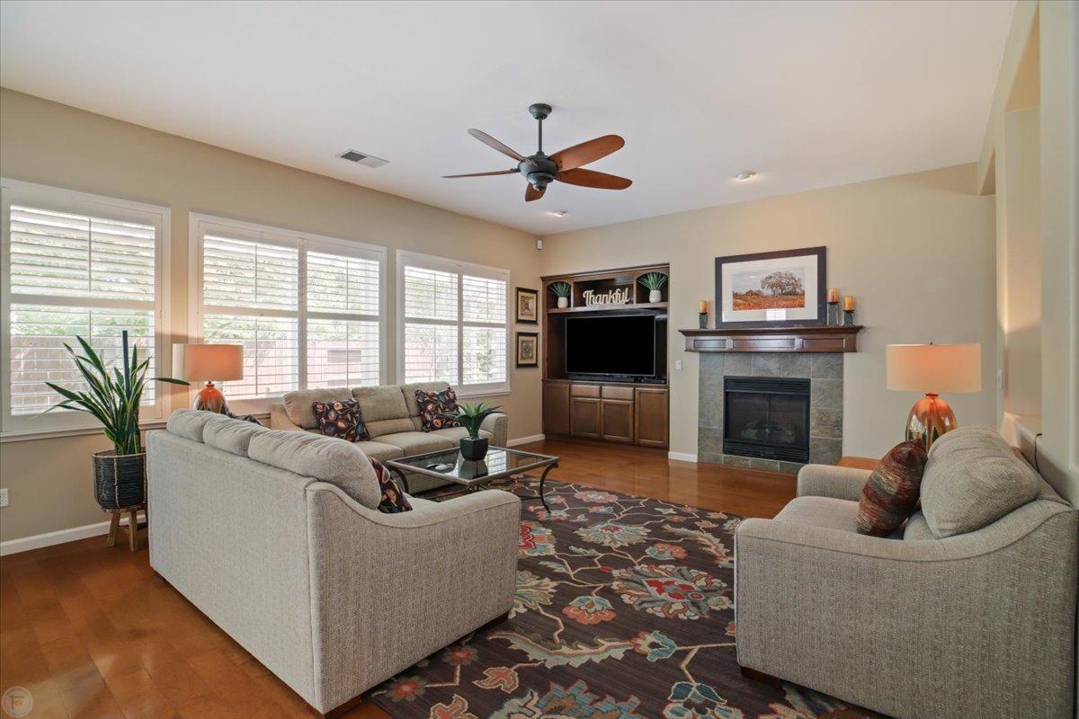 Detail Gallery Image 10 of 48 For 356 S Highland, Ripon,  CA 95366 - 4 Beds | 2 Baths