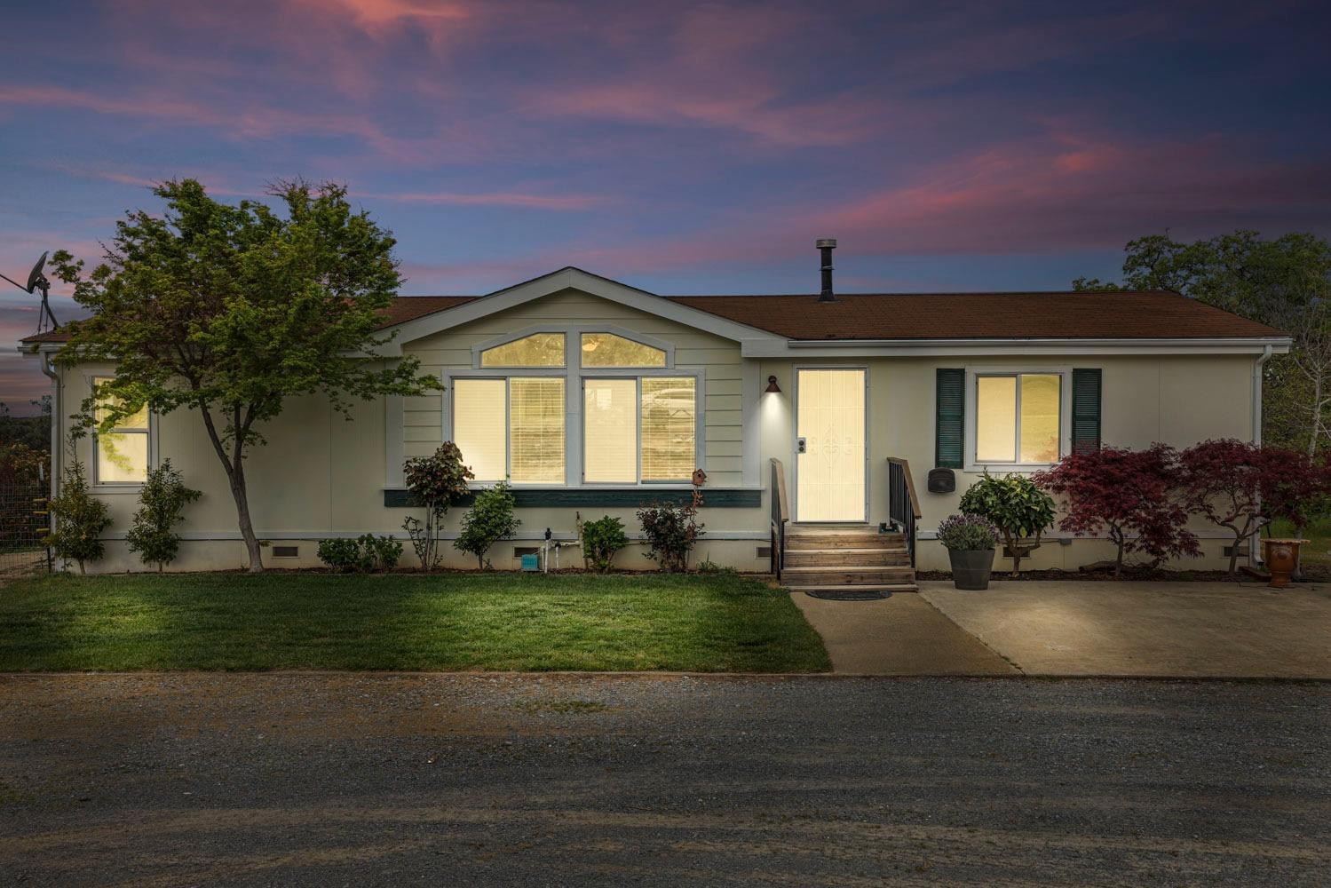 Photo of 2060 Taurus Dr in Cool, CA