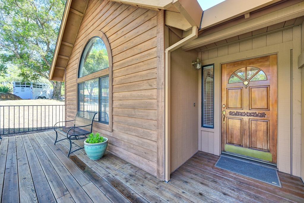 Detail Gallery Image 5 of 80 For 2091 Hidden Gold Trl, Cool,  CA 95614 - 3 Beds | 2/1 Baths