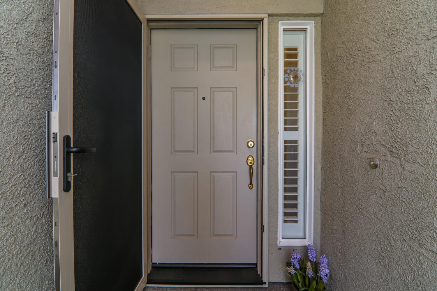 Detail Gallery Image 5 of 39 For 2930 Cricket Club Ct, Rocklin,  CA 95765 - 2 Beds | 2 Baths