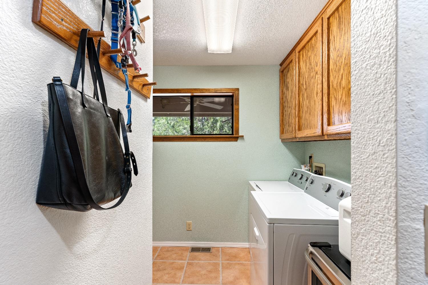 Detail Gallery Image 30 of 37 For 11552 Side Hill Cir, Nevada City,  CA 95959 - 3 Beds | 2/1 Baths
