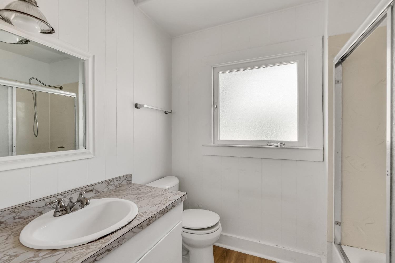 Detail Gallery Image 41 of 49 For 22143 Montgomery St, Hayward,  CA 94541 - 5 Beds | 2/1 Baths